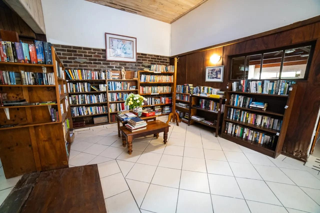 Strombolis Retirement Village - Image 6